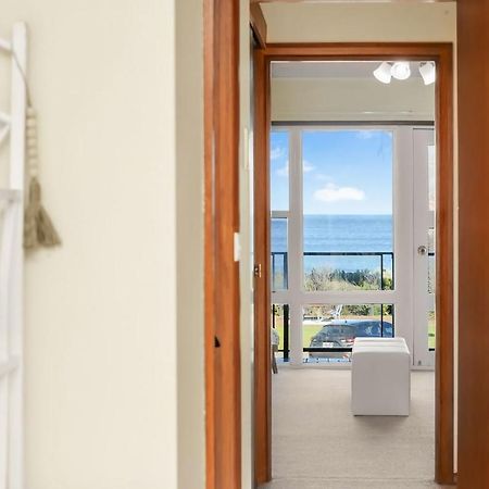 Beautiful Beach Front Townhouse Victor Harbor Exterior photo